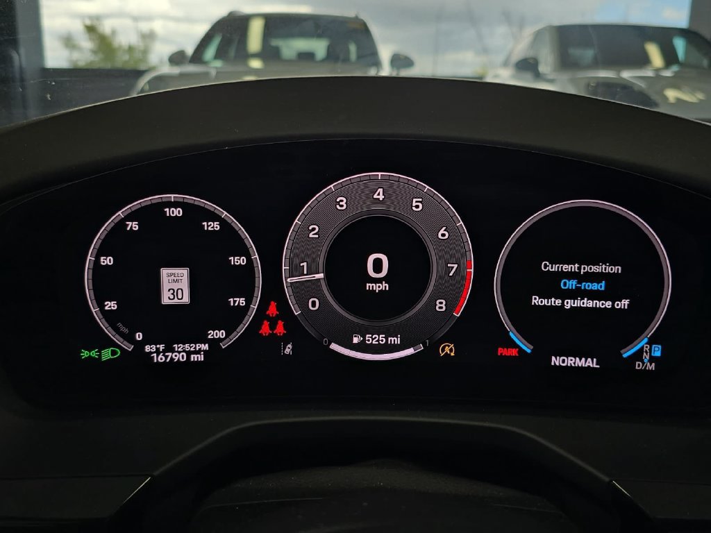 Certified 2025 Porsche Panamera 4 AWD/4WD image 6