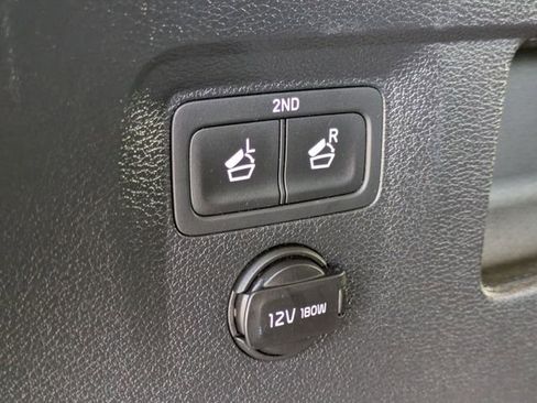 Used 2022 Kia Telluride EX w/ EX Premium Package image 34