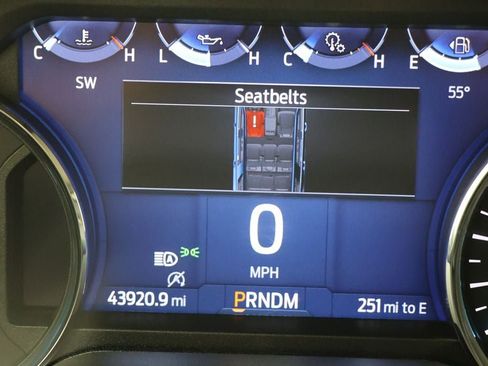 Used 2024 Ford Expedition XLT image 17