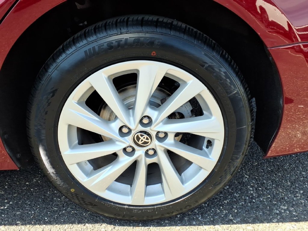 Used 2022 Toyota Camry LE FWD image 16