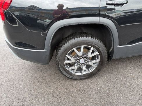 Used 2023 GMC Acadia SLT w/ GMC Pro Grade Package AWD/4WD image 13