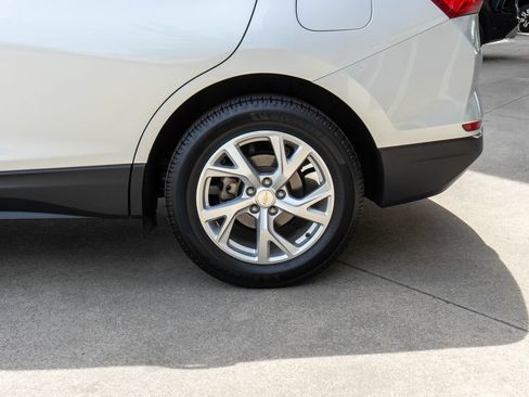 Used 2021 Chevrolet Equinox LT AWD/4WD image 30