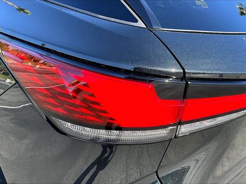 New 2026 Lexus RX 450h Luxury AWD/4WD image 12