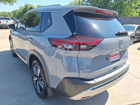 Used 2023 Nissan Rogue Platinum w/ Platinum Premium Package FWD image 4