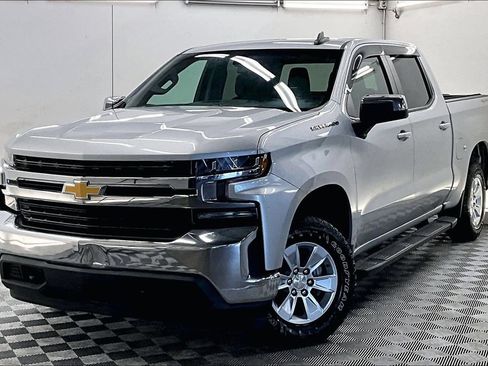 Used 2020 Chevrolet Silverado 1500 LT AWD/4WD image 1