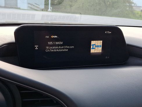 Used 2023 MAZDA MAZDA3 s image 17