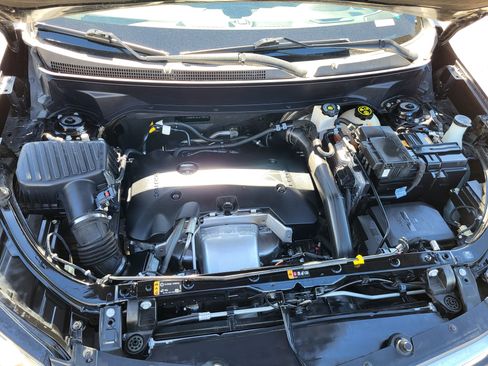 Used 2020 Chevrolet Equinox Premier image 30