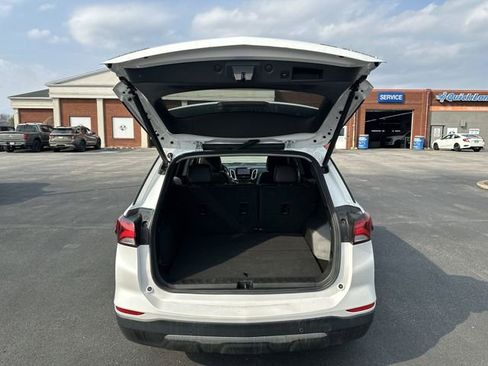 Used 2022 Chevrolet Equinox Premier AWD/4WD image 22