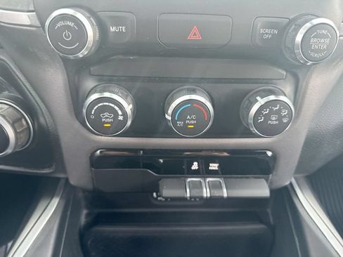 Used 2022 RAM 1500 Big Horn AWD/4WD image 20