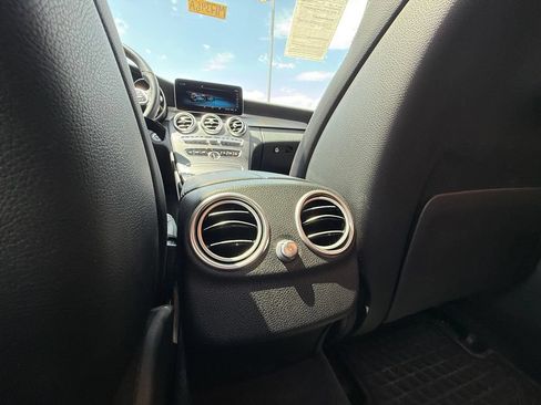 Used 2019 Mercedes-Benz C 300 4MATIC Sedan image 18