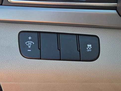 Used 2017 Hyundai Elantra SE image 20