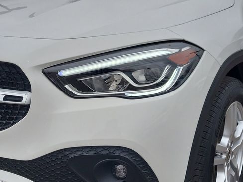 Certified 2022 Mercedes-Benz GLA 250 4MATIC image 8