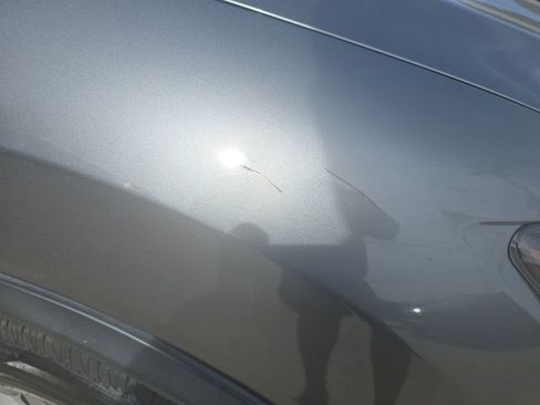 Used 2018 Nissan Rogue SV image 17