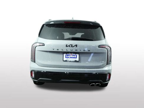 Used 2025 Kia Telluride AWD image 10