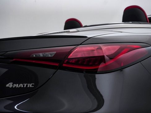 Used 2024 Mercedes-Benz CLE 450 4MATIC Cabriolet image 15