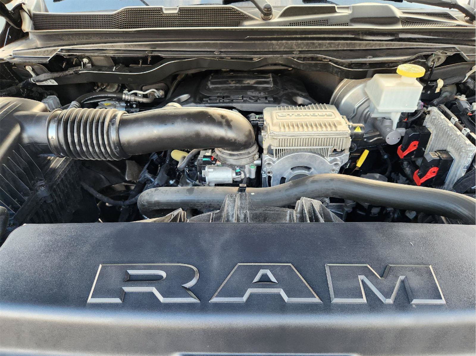 Used 2022 RAM 1500 Laramie AWD/4WD image 32