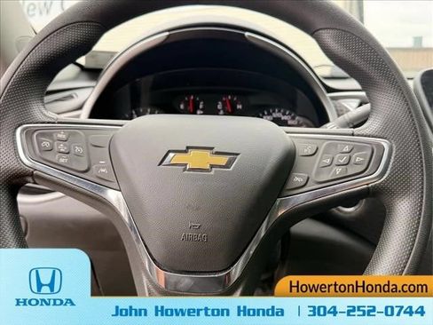Used 2023 Chevrolet Malibu LT FWD image 21
