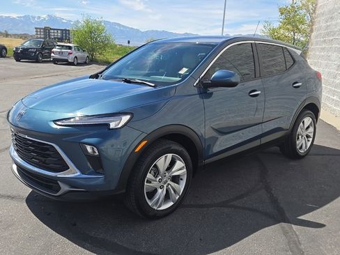 Used 2024 Buick Encore GX Preferred FWD image 8
