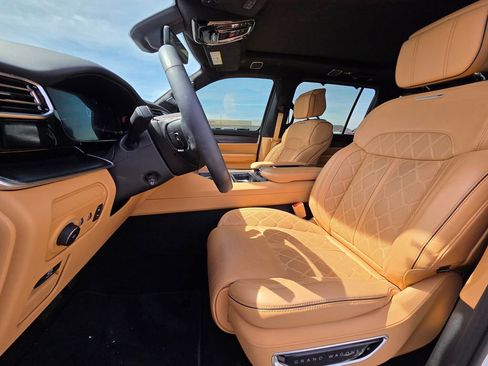 Used 2025 Jeep Grand Wagoneer Series III w/ Quick Order Packagew 28T image 24