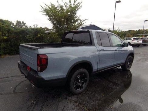 New 2026 Honda Ridgeline Black Edition image 5