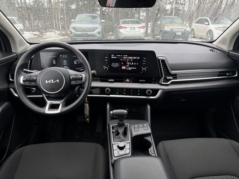 Used 2024 Kia Sportage LX image 23