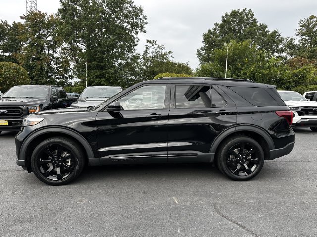 Certified 2023 Ford Explorer ST-Line w/ Class IV Trailer Tow Package AWD/4WD image 8