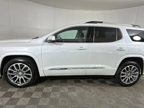 Used 2021 GMC Acadia Denali AWD/4WD image 5