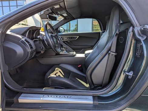 Used 2019 Jaguar F-TYPE Convertible RWD image 13