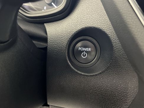 Used 2025 Toyota Corolla Cross AWD Hybrid w/ Moonroof Package image 35