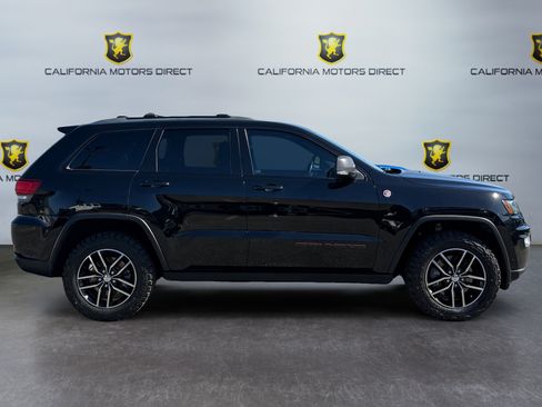 Used 2018 Jeep Grand Cherokee Trailhawk w/ Trailhawk Luxury Group AWD/4WD image 6