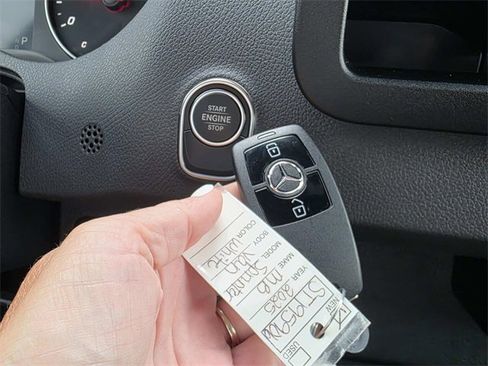 New 2025 Mercedes-Benz Sprinter 2500 image 12
