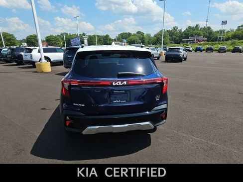 Used 2024 Kia Seltos S AWD/4WD image 7