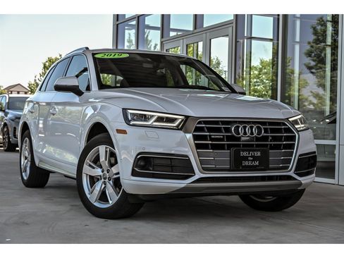 Used 2019 Audi Q5 Prestige w/ Prestige Package AWD/4WD image 1