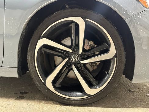 Used 2021 Honda Accord Sport image 40