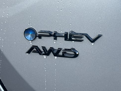 New 2026 Toyota RAV4 SE image 10