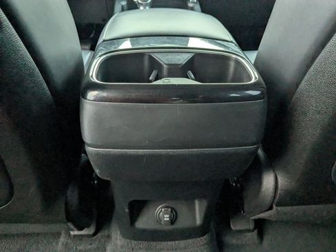 Used 2022 Kia Telluride S FWD image 18