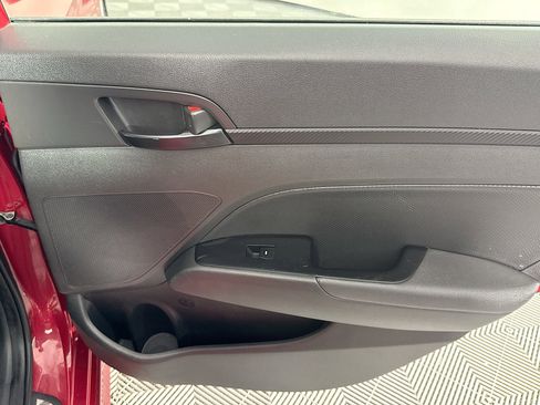 Used 2017 Hyundai Elantra Sport FWD image 27