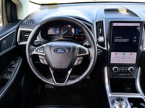 Used 2024 Ford Edge SEL image 19