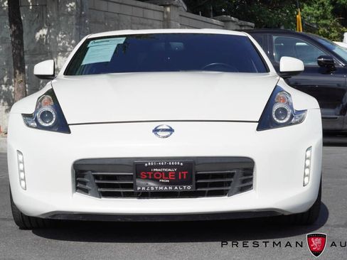 Used 2016 Nissan 370Z Coupe RWD image 7