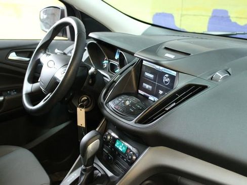 Used 2014 Ford Escape SE w/ Equipment Group 201A image 10