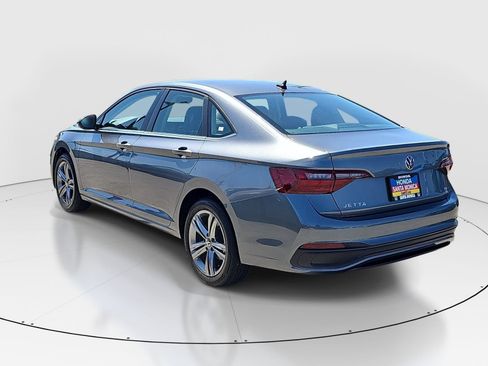 Used 2022 Volkswagen Jetta SE FWD image 7