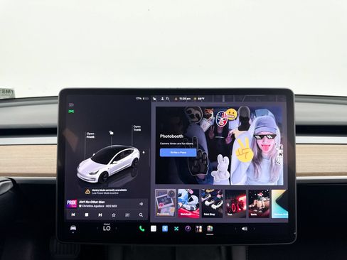 Used 2023 Tesla Model 3 Standard Range RWD image 25