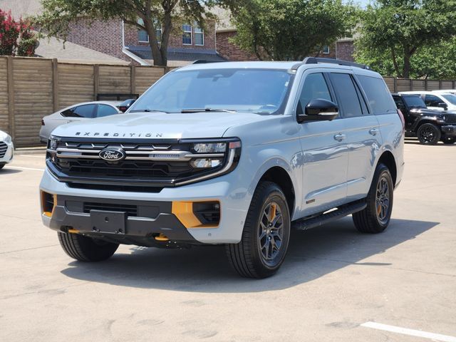 Used 2025 Ford Expedition Tremor AWD/4WD image 12