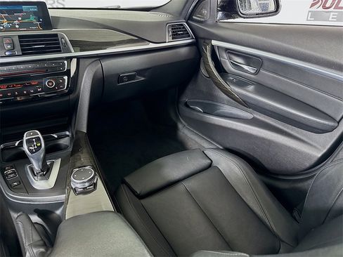 Used 2016 BMW 340i xDrive Sedan image 24