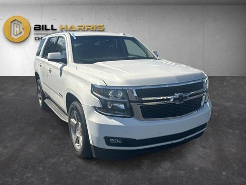 Used 2017 Chevrolet Tahoe LT w/ Luxury Package AWD/4WD image 3