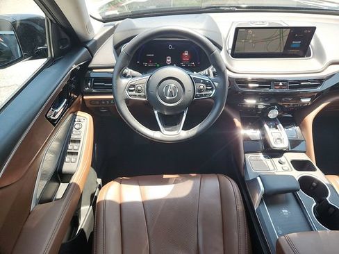 Used 2023 Acura MDX SH-AWD w/ Technology Package image 11