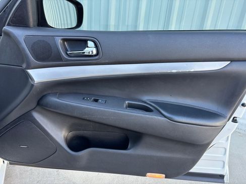 Used 2013 INFINITI G37 Journey w/ Premium Pkg image 34