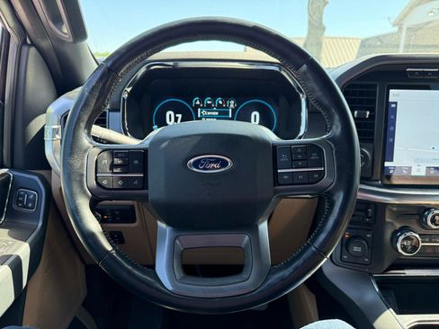 Used 2021 Ford F150 Lariat w/ Trailer Tow Package AWD/4WD image 11