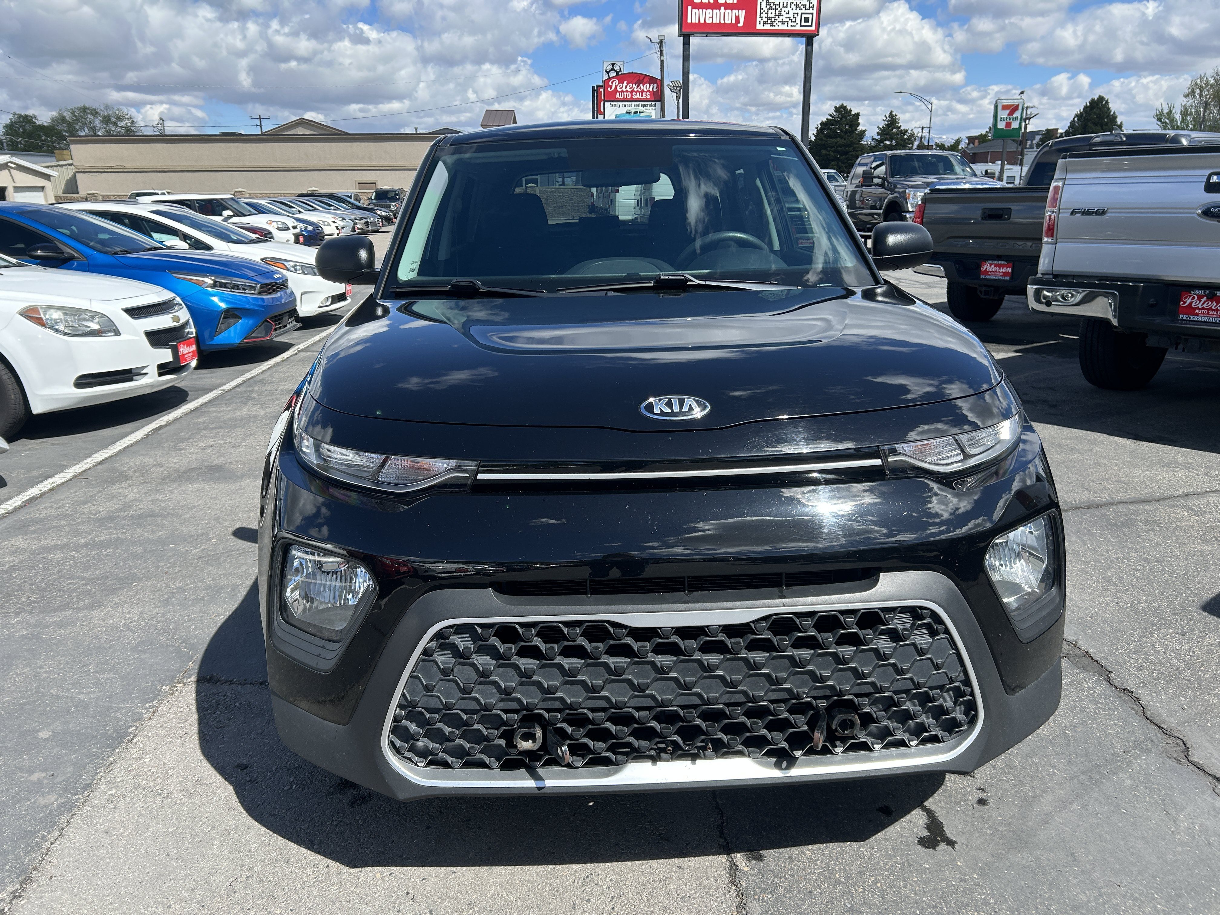 Used 2021 Kia Soul LX FWD image 3