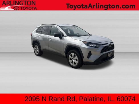 Used 2019 Toyota RAV4 LE FWD image 1